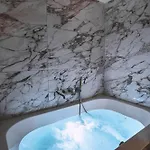 Cognac - International Palace - Jacuzzi Lägenhet Vichy